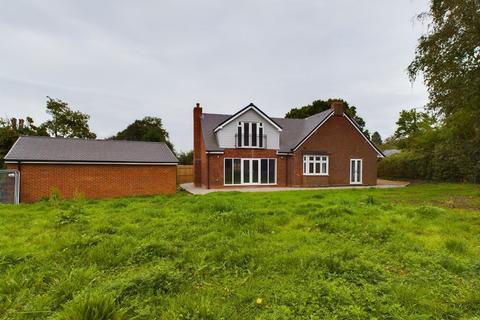 4 bedroom detached house for sale, Gaiafields Road, Lichfield