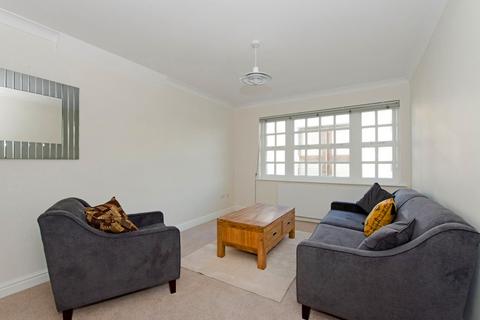 14 Albany Mews, London, N1 1LD