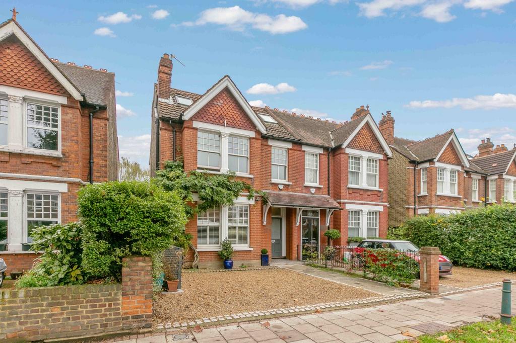 Mortlake Road, Richmond, Surrey 6 bed semidetached house for sale £