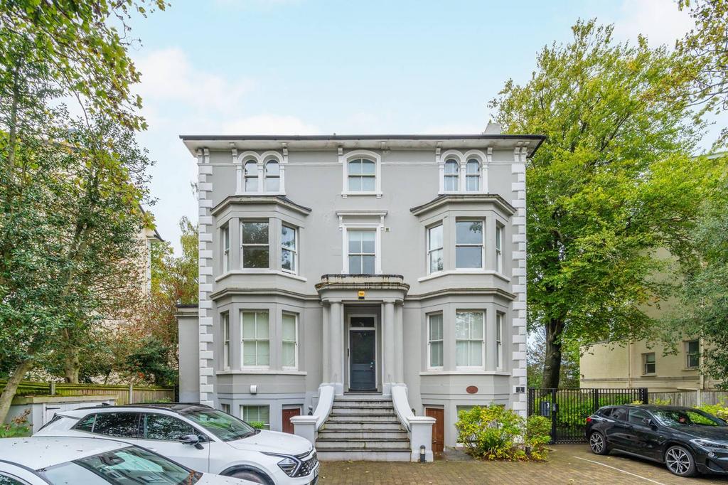 Church Road, Crystal Palace, London, SE19 1 bed flat for sale £325,000