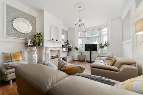 52 Liverpool Road, London, E10 6DN