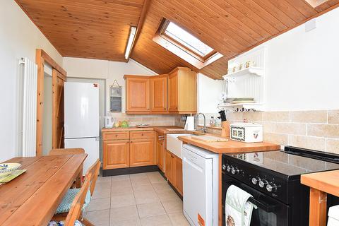 Little Holly Cottage Marsh Lane, Henstridge, Templecombe, BA8 0SR