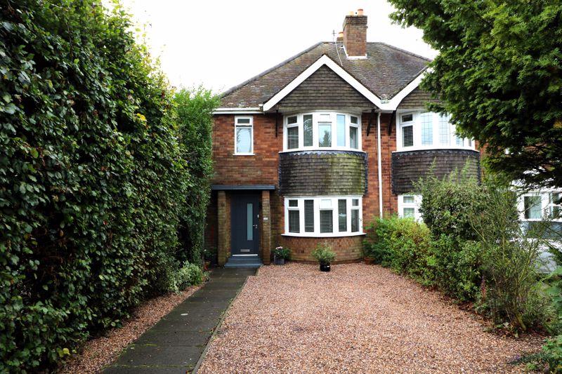 Longwood Road, Aldridge 3 bed semidetached house £455,000