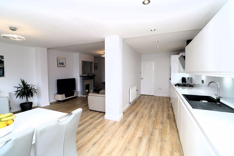Longwood Road, Aldridge 3 bed semidetached house £455,000