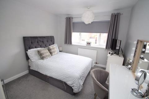 6 Lindrick Walk, Waltham, Grimsby, DN37 0UN