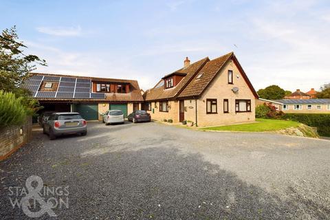 6 bedroom chalet for sale, Bridewell Lane, Botesdale, Diss