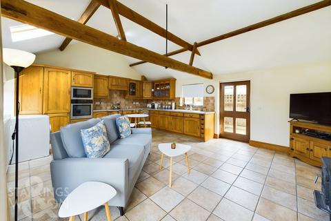 2 bedroom barn conversion for sale, Eversons Lane, Harleston