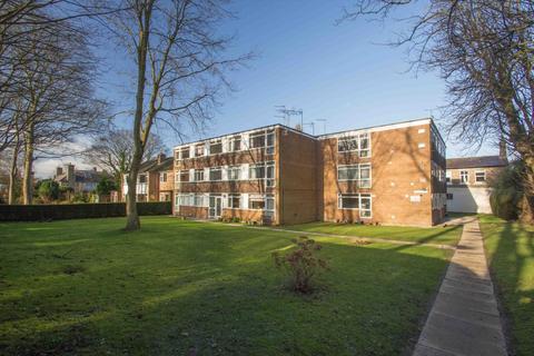 2 bedroom flat to rent, Moorbank Court, 31 Shire Oak Road, Headingley, Leeds, LS6