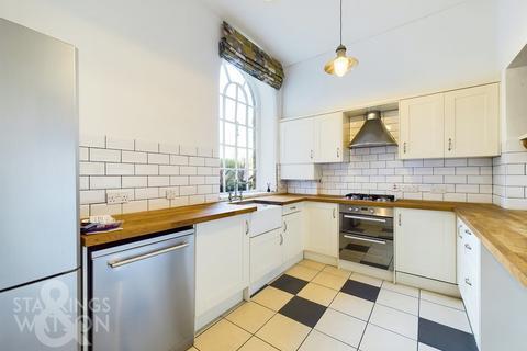 3 bedroom terraced house for sale, St. Andrews Park, Norwich
