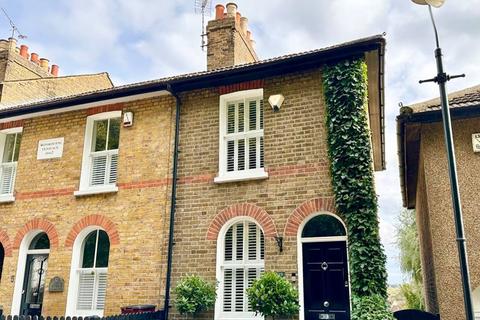 19 Orchard Hill, Dartford, DA1 4BN