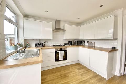 93 Howard Avenue, Bexley, DA5 3BA