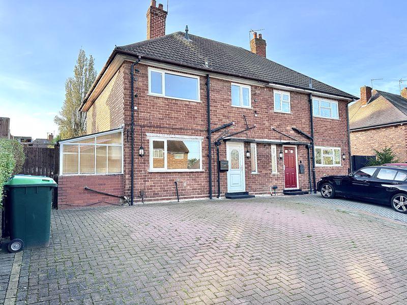 Crew Road, Wednesbury 3 bed semidetached house for sale £230,000