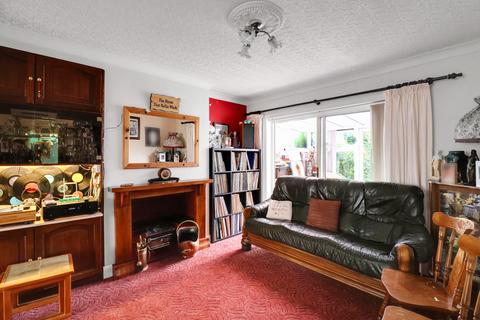 16 Gedding Road, Leicester, LE5 5DT