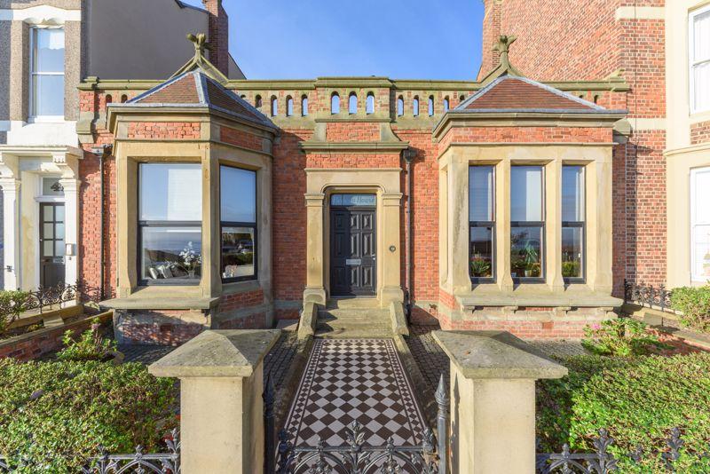 Beacon House, Beverley Terrace, Cullercoats, North Tyneside 3 bed