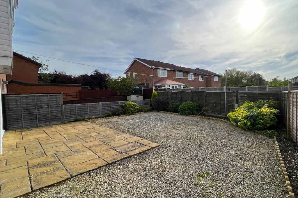 Blyth Avenue, Melton Mowbray 2 bed end of terrace house for sale £166,000