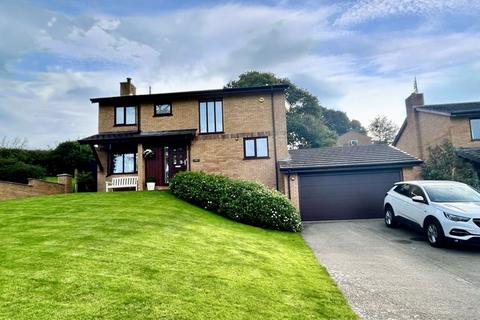 4 bedroom detached house for sale, Peulwys Lane, Old Colwyn