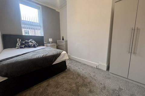 1 bedroom in a house share to rent, High Street, Gateshead NE10