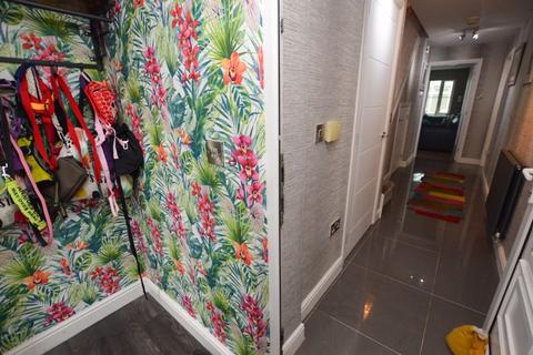 152 Ashton Road, Golborne, Warrington, WA3 3UY
