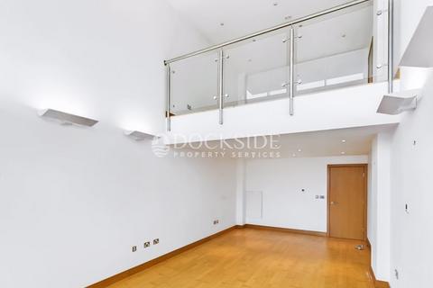 undefined, Pier Road, Gillingham