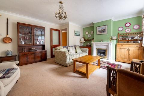 5 North Grove, Wells, BA5 2TD