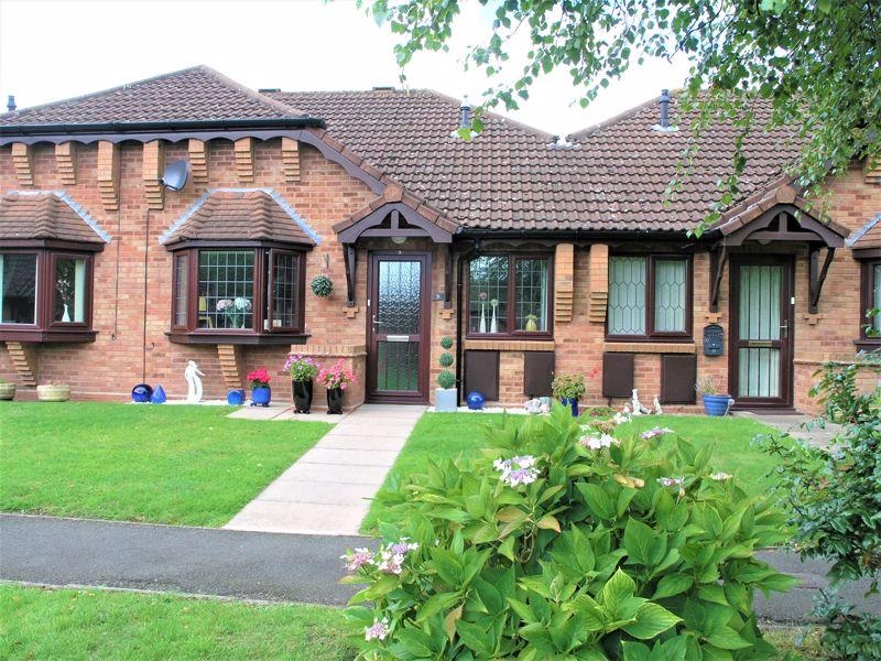 Linden Glade, Halesowen B63 2 bed bungalow £180,000