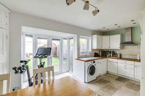 21 Purley Vale, Purley, CR8 2DU