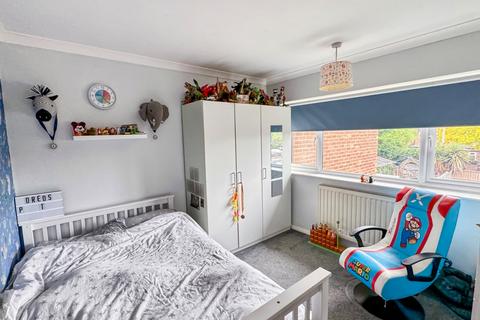 62 Challenge Close, Gravesend, DA12 4RT