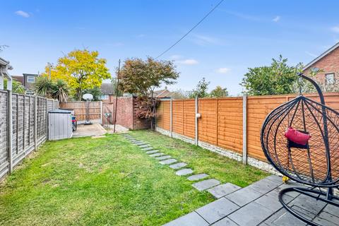 62 Challenge Close, Gravesend, DA12 4RT