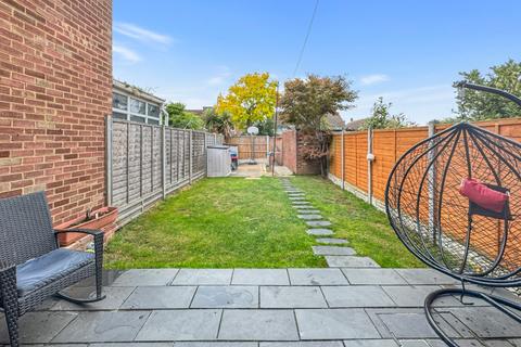 62 Challenge Close, Gravesend, DA12 4RT