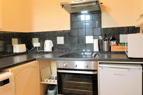 2 bedroom flat for sale - McLullich Buildings, Lorne Street, Lochgilphead