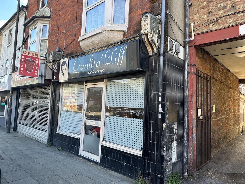 94 Tavistock Street, Bedford, Bedfordshire, MK40 2RX Retail property