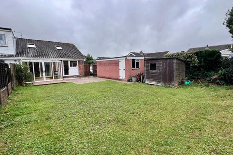 2 bedroom semi-detached bungalow for sale, Heatherdown Road, West Moors, Ferndown, BH22