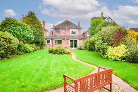 11 Giffords Croft, Lichfield, WS13 7HG