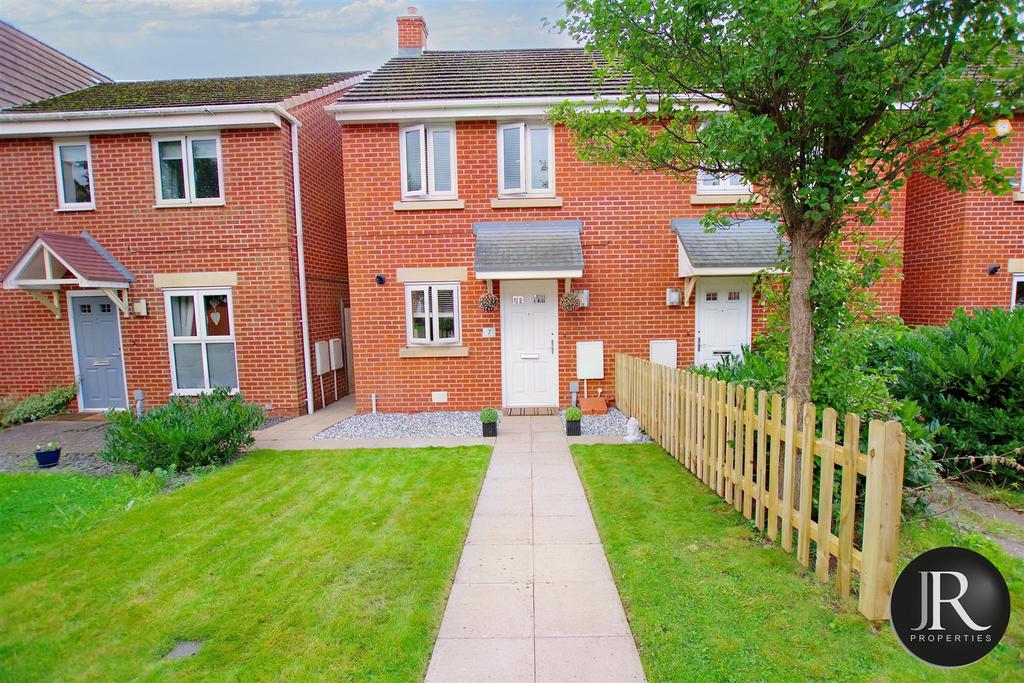 Oaken Hurst Avenue, Rugeley WS15 2 bed semidetached house for sale £