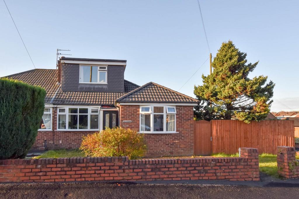 Finchley Crescent, Whelley, Wigan, WN2 1AZ 4 bed semidetached house