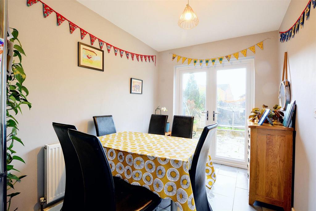 Dining Room 1.jpeg