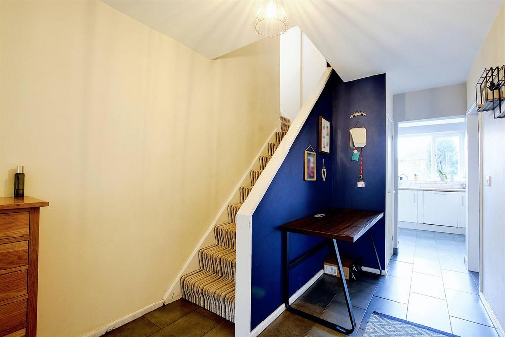 Entrance Hall 2.jpeg
