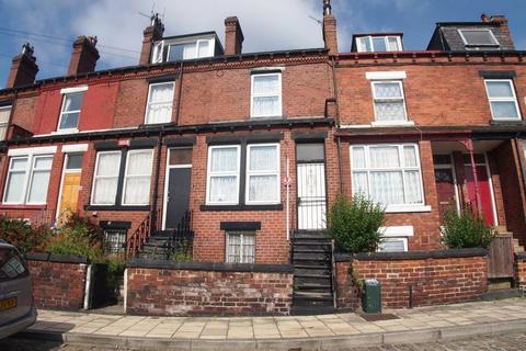 3 bedroom terraced house for sale - Knowle Mount, Leeds