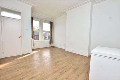 3 bedroom terraced house for sale - Knowle Mount, Leeds