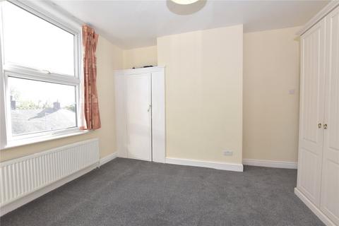 11 Knowle Mount, Leeds, LS4 2PP