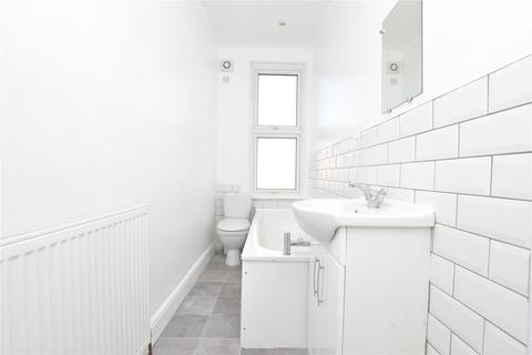 11 Knowle Mount, Leeds, LS4 2PP