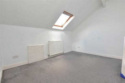 11 Knowle Mount, Leeds, LS4 2PP