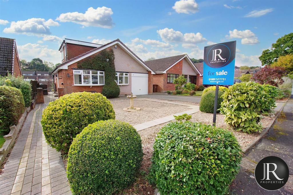 Finches Hill, Rugeley WS15 3 bed bungalow for sale £250,000