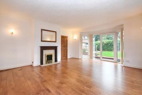 2 Beechfield, Wakefield, WF2 6AW