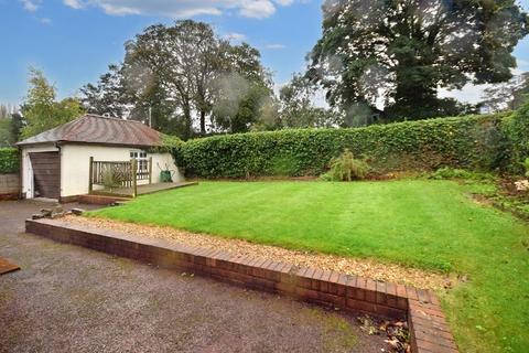 2 Beechfield, Wakefield, WF2 6AW
