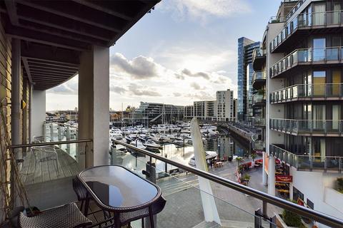 2 bedroom apartment to rent - Sundowner 31 Channel Way, Southampton