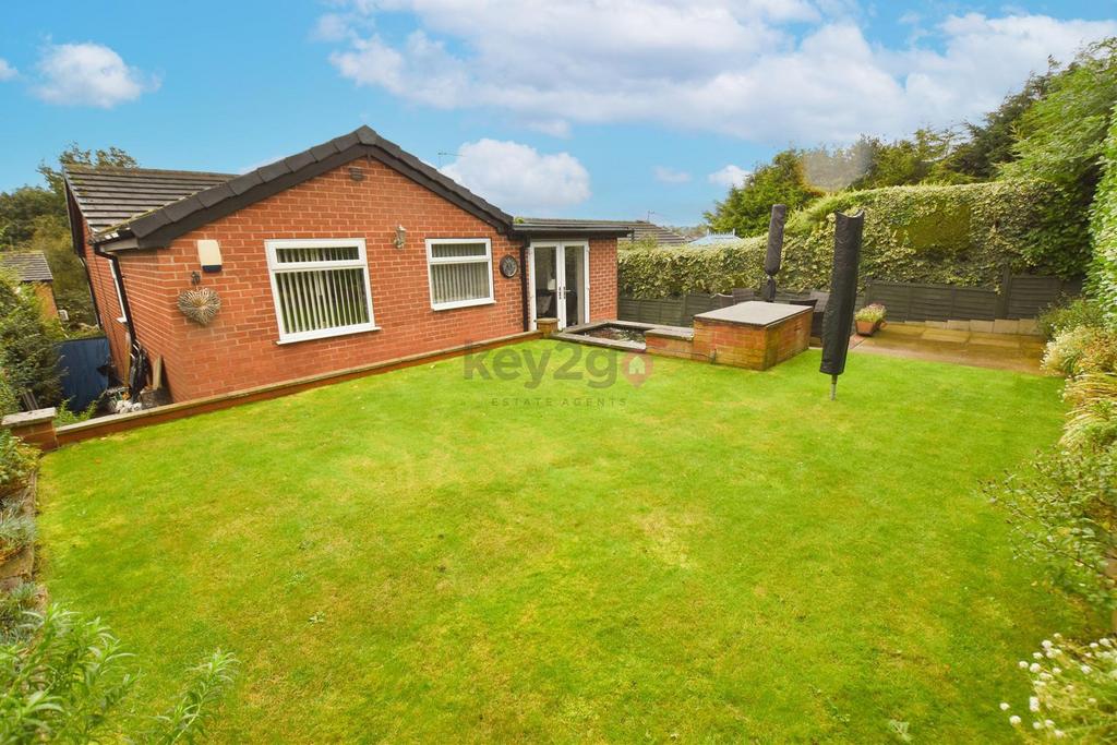 Foxcroft Drive, Killamarsh, Sheffield, S21 3 bed detached house for sale £270,000