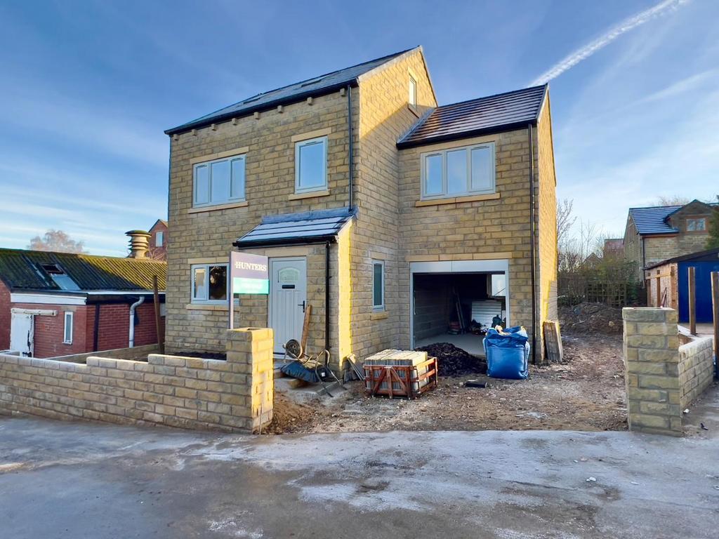 Lidgett Lane, Skelmanthorpe... 4 bed detached house £390,000