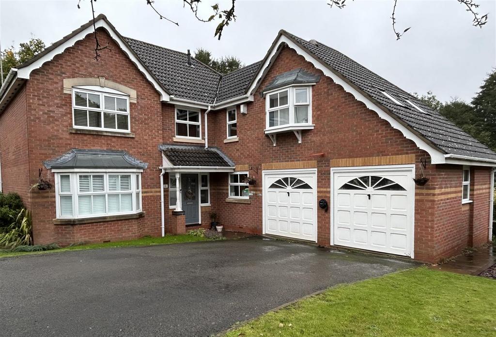 Rowan Way, Hartshill, Nuneaton 4 bed detached house for sale £495,000