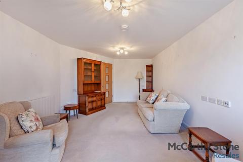 1 bedroom apartment for sale, Miami House, Princes Road, Chelmsford, Essex, CM2 9GE